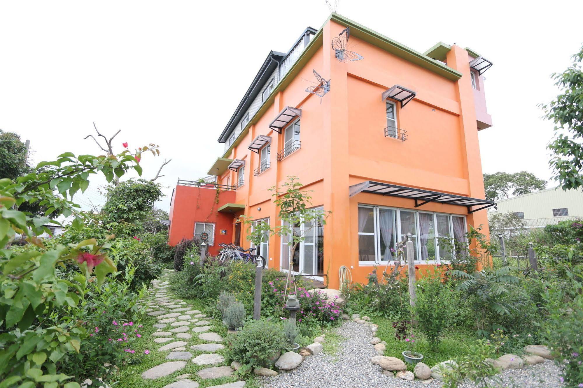 Lung Hill B&B Taitung ภายนอก รูปภาพ